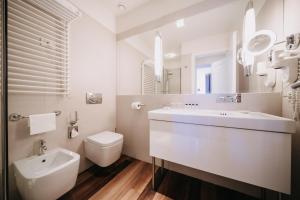 Koupelna v ubytování Hotel Vis à Vis