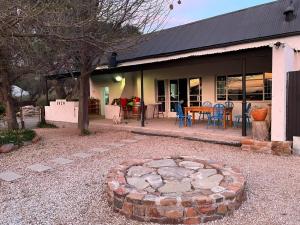 Το κτήριο όπου στεγάζεται  το κατάλυμα σε φάρμα