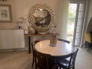 Fotografie z fotogalerie ubytování Olive stone Villa v destinaci Nea Skioni