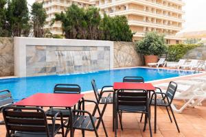 Bazén v ubytování htop Summer Sun #htopEnjoy nebo v jeho okolí
