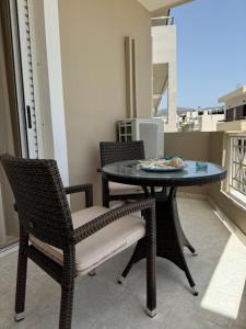 Balkón nebo terasa v ubytování Remvi Deluxe Apartment 104 with Sea View