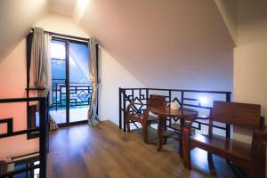 Posezení v ubytování Chenfong Rakthai Resort-ไร่ชาเฉินฟงรีสอร์ท