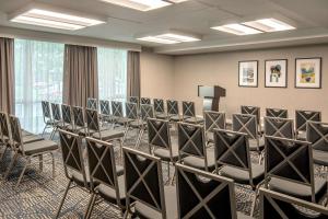 Konferenční prostory v ubytování DoubleTree by Hilton Hotel and Conference Center Chicago North Shore