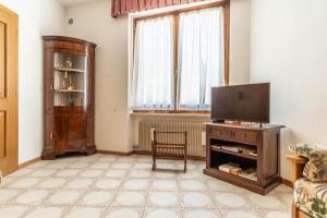 Gallery image of Casa Santa Lucia, Tassullo Ospitar in Tassullo +23 photos