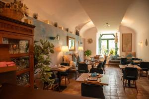 O zonă de relaxare la Hotel Convent de Begur