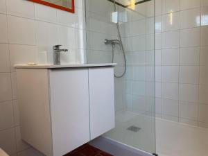 Koupelna v ubytování Apartamentos Port Marina