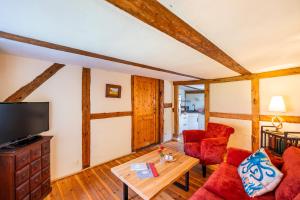 TV a/nebo společenská místnost v ubytování Hexenhaus auf Rügen