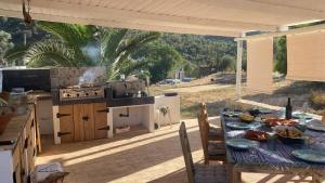 Jídlo v vily nebo okolí + 64 fotografií