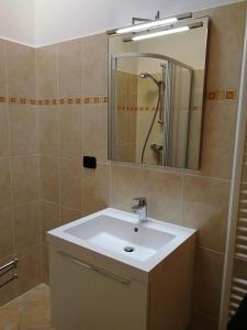 Koupelna v ubytování Locanda Castil