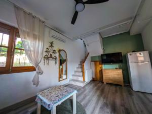 Kuchnia lub aneks kuchenny w obiekcie Oscar´s chillout house by the beach
