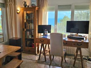 Μια τηλεόραση ή/και κέντρο ψυχαγωγίας στο Casa Lilo - Elite Costa Blanca