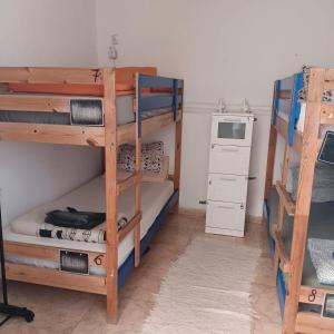 A bed or beds in a room at La Casita de Arrecife Még 18 kép