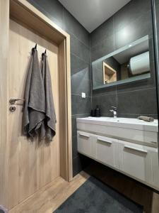 Ένα μπάνιο στο Studio AUREA +16 φωτογραφίες