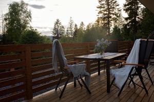 En balkon eller terrasse på Osada Wróblonki - Apartamenty