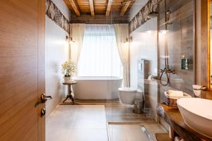 Casa Baciu Colacu的一间浴室