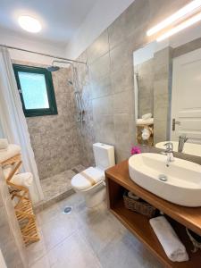 A bathroom at Katerina