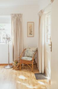 Et opholdsområde på Brookwood Cottage + 52 billeder