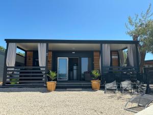 Hoone, kus puhkemaja asub