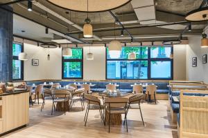 Restaurace v ubytování Mercure Paris Nanterre