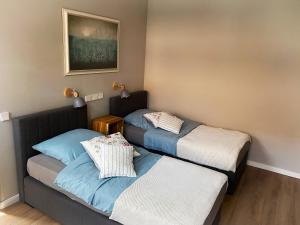 Postel nebo postele na pokoji v ubytování B&B in schönem altem Bauernhaus