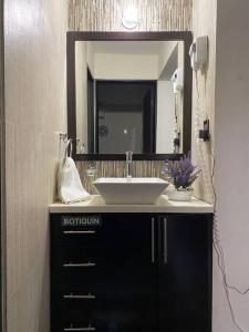 Koupelna v ubytování Moderna Casa con Jacuzzi Hidromasaje + 22 fotografií