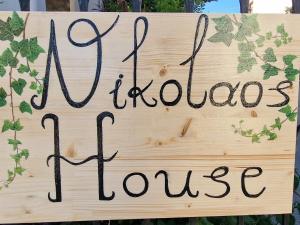 Certifikát, hodnocení, plakát nebo jiný dokument vystavený v ubytování Nikolaos House