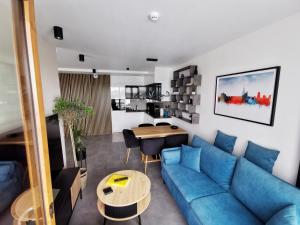 Posedenie v ubytovaní Smart Apartament Grunwaldzka 240
