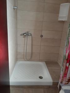 A bathroom at Studios Achileus 2