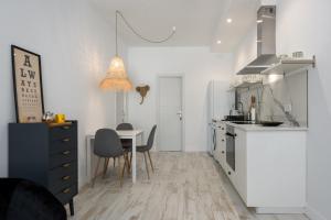 Una cocina o zona de cocina en Torreguadiaro flat - 2 min to beach