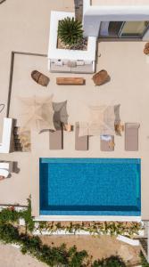 Μπαλκόνι ή βεράντα στο Villa Paoli - Private Pool, Sea View & Jacuzzi