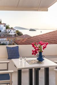 Imagen de la galería de Captain Hook, en Hydra