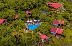 Bazén v ubytování Glamping Mirador Santa Fe-Sopetran nebo v jeho okolí
