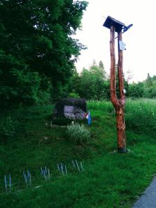 Domek w górach pod Rysianką外面的花园