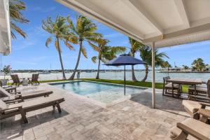 Gallery image of Sandbox in Marathon