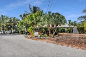 Gallery image of Sandbox in Marathon