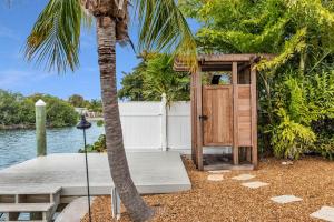 Gallery image of Sandbox in Marathon +37 photos