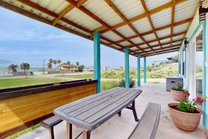 Gallery image of Bayshore Beachfront in Ingleside