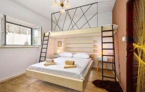 Postel nebo postele na pokoji v ubytování Apartment Sanja- 25m from sandy beach