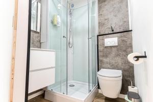 Koupelna v ubytování Spacious Shared 5BR Apt in the Heart of Gent