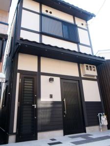 Budova, kde se vila nachází