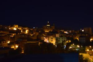 Nespecifikovaný výhled na destinaci Favara nebo výhled na město při pohledu z penzionu