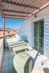 Balkón alebo terasa v ubytovaní Ailouros summer hotel