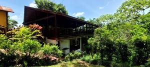 Κήπος έξω από το Rancho Fernandez