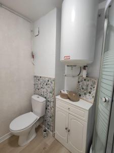 Ένα μπάνιο στο Studio Comète - Echappée douce à Saint Mandrier +21 φωτογραφίες