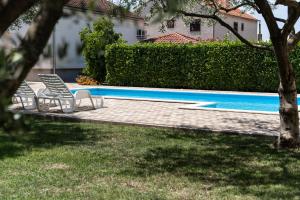 Bazén v ubytovaní Apartments Coronata alebo v jeho blízkosti