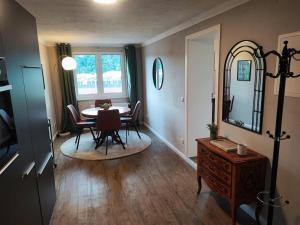 Μια τηλεόραση ή/και κέντρο ψυχαγωγίας στο Charmantes Apartment in Hagen +10 φωτογραφίες