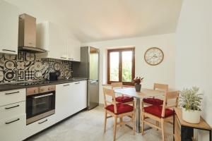 Køkken eller tekøkken på Alba di Luna