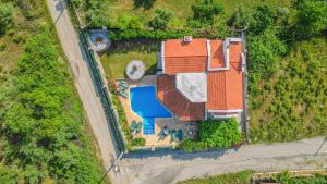 Bazén v ubytování Villa Bemar nebo v jeho okolí