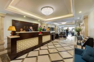 Vstupní hala nebo recepce v ubytování Hanoi Paon Hotel & Spa + 37 fotografií