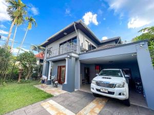 Το κτήριο όπου στεγάζεται  η βίλα